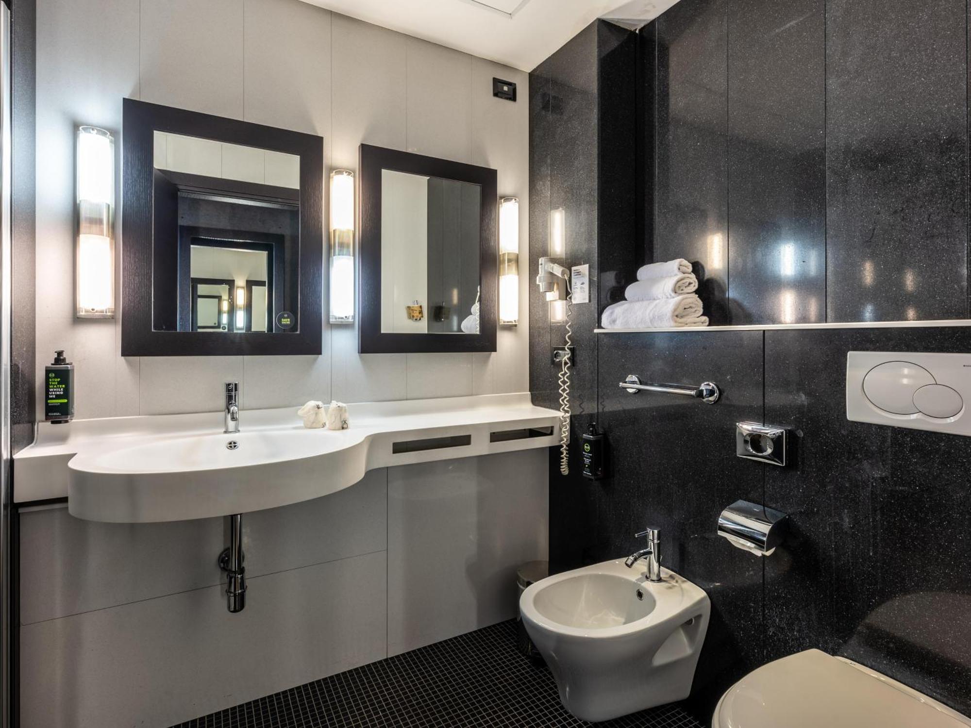 B&B Hotel Borgaro Torinese Exterior foto